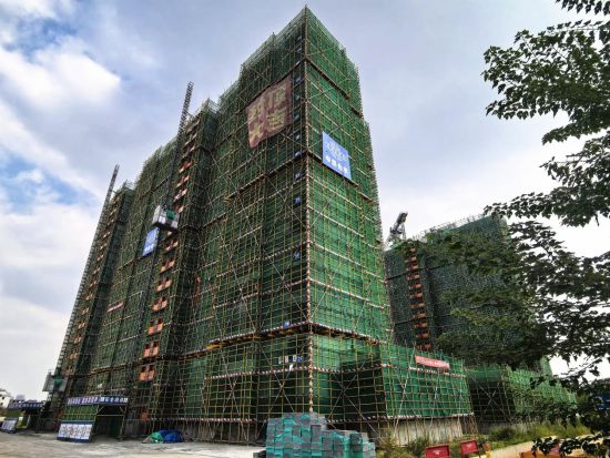 图为南康区飞翔小区棚户改造项目。记者 吴鹏泉 摄 图为南康区飞翔小区棚户改造项目。记者 吴鹏泉 摄