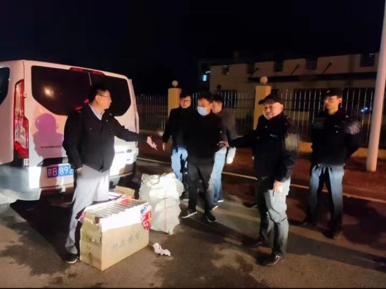 ͼΪ�������̲�ר���ֹ�����ԱЭͬ�����񾯲������Υ������