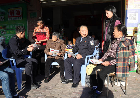 在他的带领 在他的带领