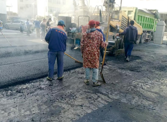 ͼΪ��԰�����ڼӽ�ʵʩ��·��������ר��̡�