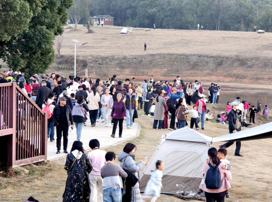 ������ ��1