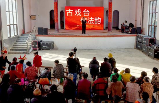 ͼΪ������Ա��������ʵ��������������·������ݵȡ�