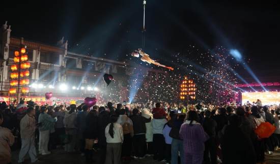 ����ҹ�����������ݡ�