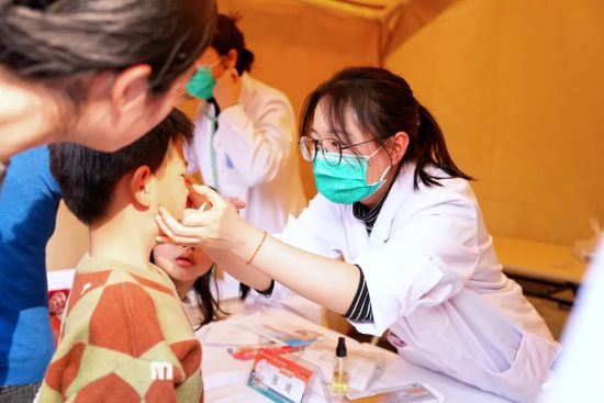 ��δ��������������ҽʦ��������