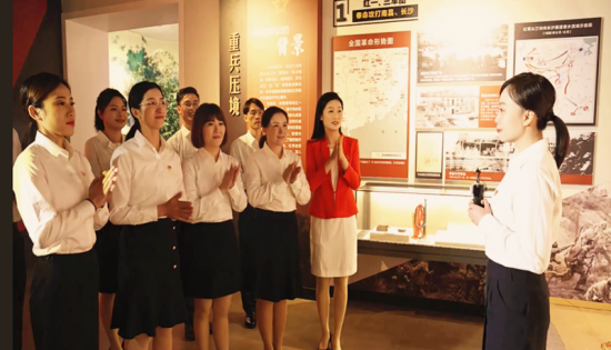 ͼΪ�����̲���֯��Ա�ɲ����޷��������ݲι�ѧϰ