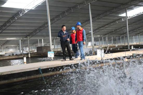 ͼ˵�������¸��ع��繫˾��������Ӫҵվ�����������´��켼��ԱФ���֡������������¸��غ�ƺ��̬��ֳ���أ�Э����ֳ���ظ����˿��������ֳ�õ��豸��