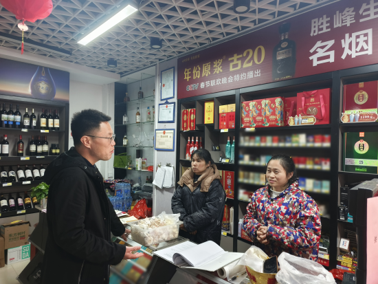 ͼΪ ͭ���̲ݼͼ���ɲ���չ��ǰ�г��߷�