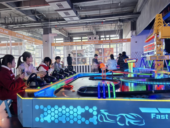 ����ͼΪ�ο��ڴ����԰���ڳ��������Ȥζ������Ŀ