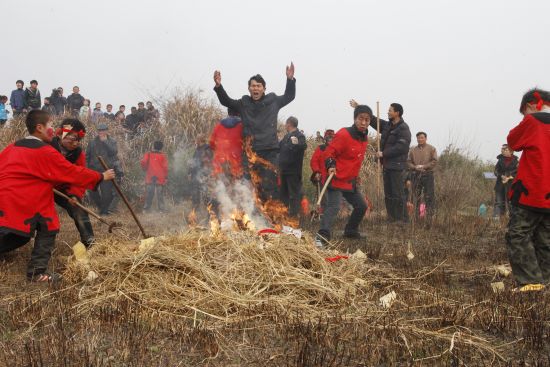 ���ա�é���ˡ�