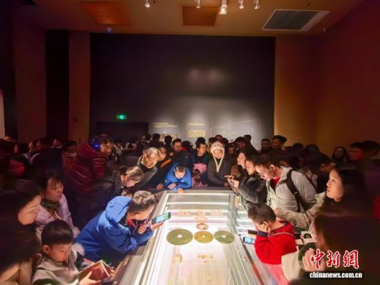 ���ڼ��ڣ��ϲ�������������ַ��԰ӭ�����߷塣������ ��.jpg