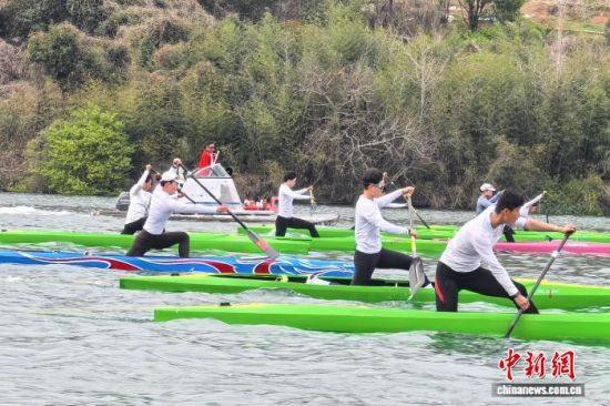 2025��3�£���ʫ���������Աһ��ѵ�����ܷ��߹�ͼ