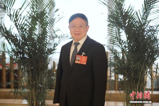 ͼΪ���ڲμ�ȫ�������ȫ���˴�������ϲ���ѧ��ί������ú����ܷ��߹�ͼ