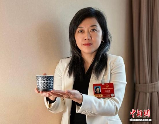 ȫ�������ٿ��ڼ䣬ȫ���˴������������չʾһ�������ּ������ɼ��������մ��Ĵ���Ʒ���ܷ��߹�ͼ