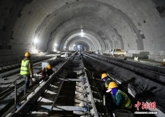 3��8�գ������ϲ����Ÿ�������վ2�������������һ�ڶ��Ļ���������ʩ����ɣ����Ÿ���ȫ����������ȫ����ͨ������ͼΪ���Ÿ�������2������ʩ���ֳ��������� ��