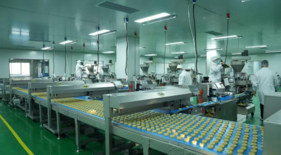 烘焙车间内生产线 烘焙车间内生产线