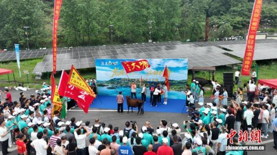 5��31�գ��������칤���������ۡ�2026�꽭��ʡ���۹������ڷ������չ١����췽Ϊ��ʤ����䷢��������ɫ�Ľ�Ʒ�����Ǽ����ֱ���ˮţ����ţ����ɽ��������� ��