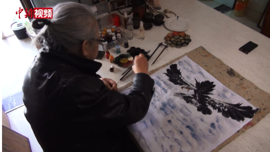 探访南昌非遗“万家绘染布画”：从皇家技艺到平民艺术