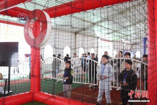 �����ϲ������˻����������ݡ����жԾ���