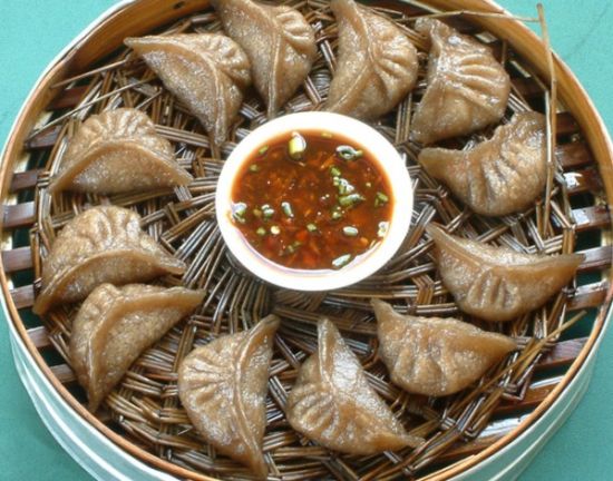 信丰税务:传统美食留住"家乡味道"