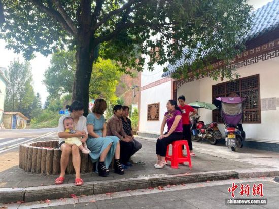 2025��8�£�ȫ���˴����������ʡ��Ϫ����ƺ����絳ί����������ںʹ������ҳ������ܷ��߹�ͼ