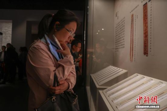 4��14�գ������ϲ��������㺣�衪����������������Ļ�չ�����ϲ�������������ַ����ݿ�Ļ�������� ��