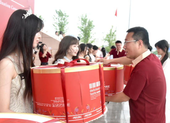 ͼΪУΪ���еĸ���ѧ��ʮ�������վٰ켯�����ա�